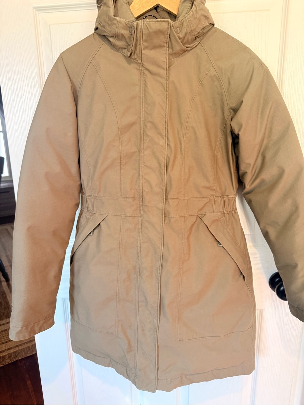 The North Face Women's Hooded Parka Jacket - Olive - Picture 12 of 12